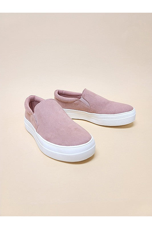 HIKE-SLIP ON CASUAL SNEAKERS-Evergreen Boutique