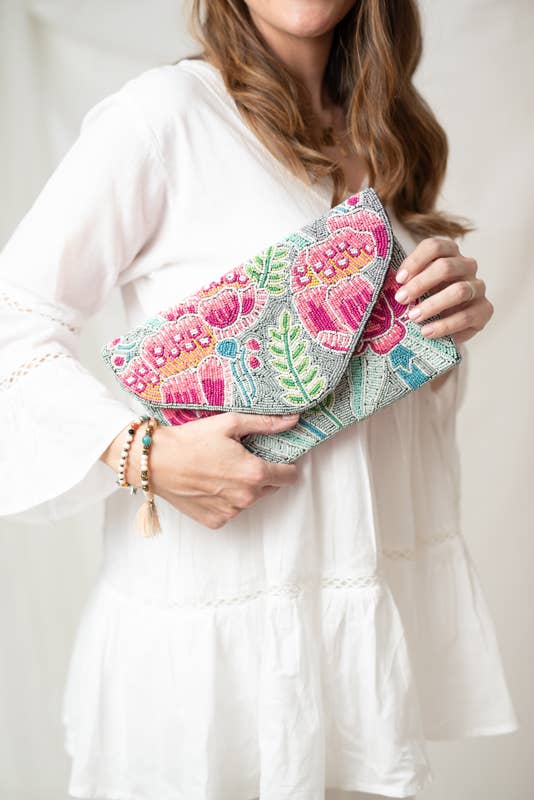 BOLSO CLUTCH FLOWER - Evergreen Boutique