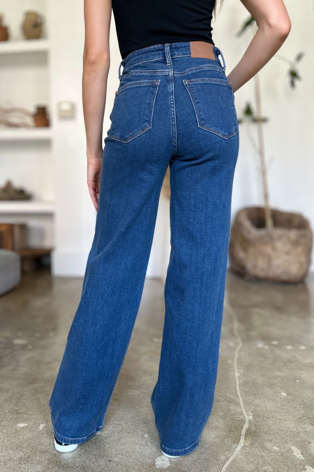 Judy Blue Full Size High Rise Straight Jeans - Evergreen Boutique