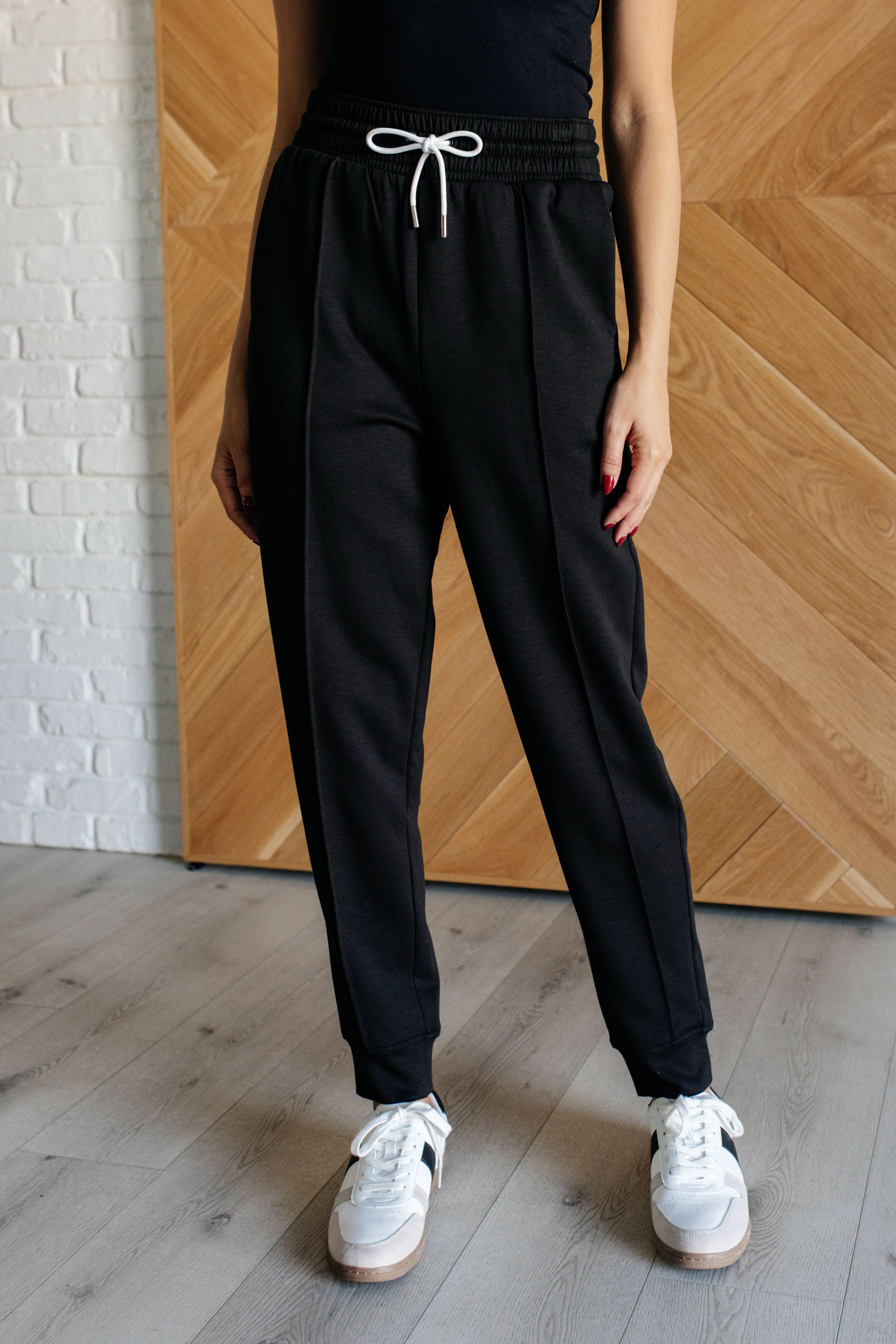 Center Seam Scuba Joggers in Black - Evergreen Boutique