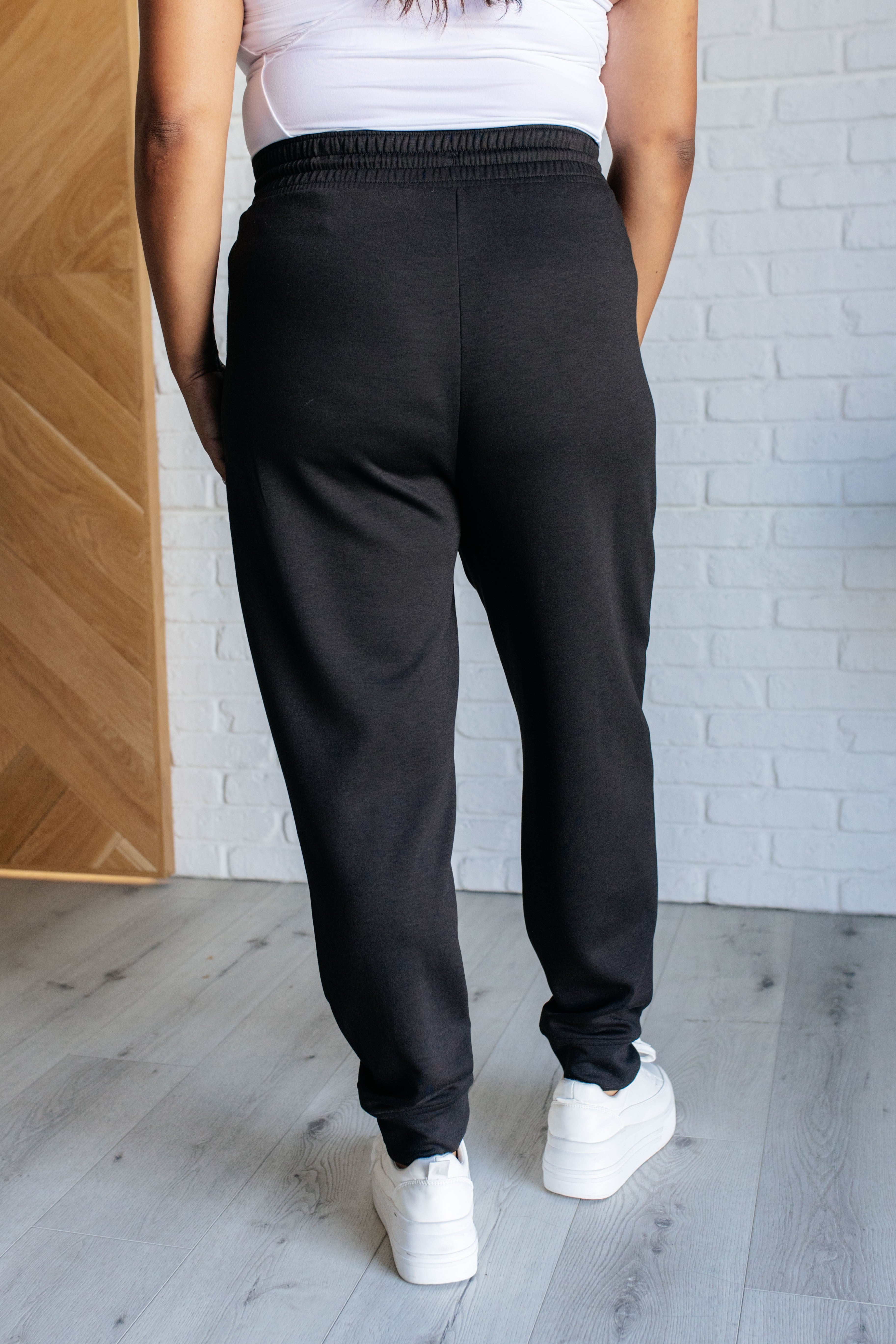 Center Seam Scuba Joggers in Black - Evergreen Boutique