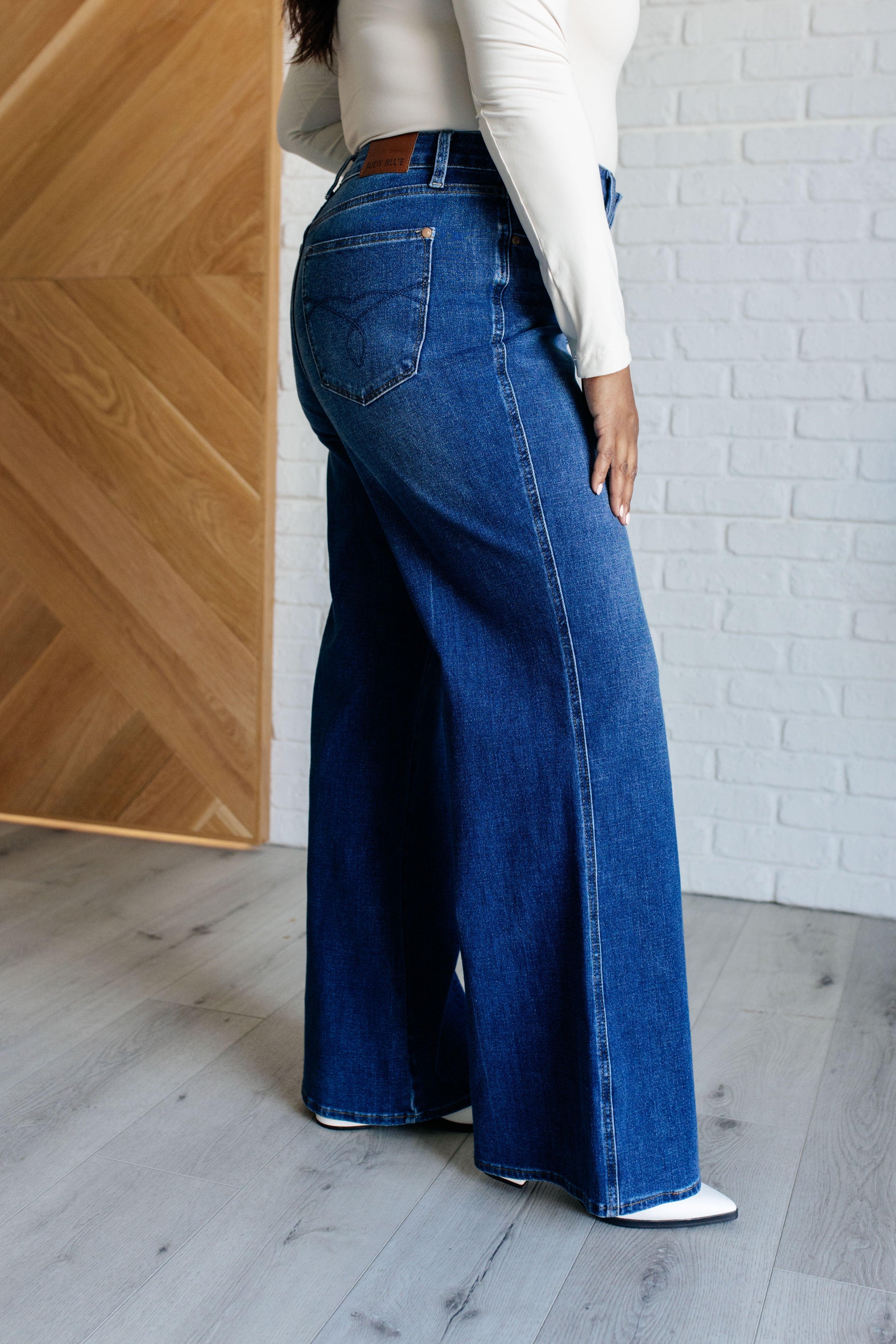 Judy Blue Eliza High Rise Control Top Retro Wide Leg Jeans - Evergreen Boutique