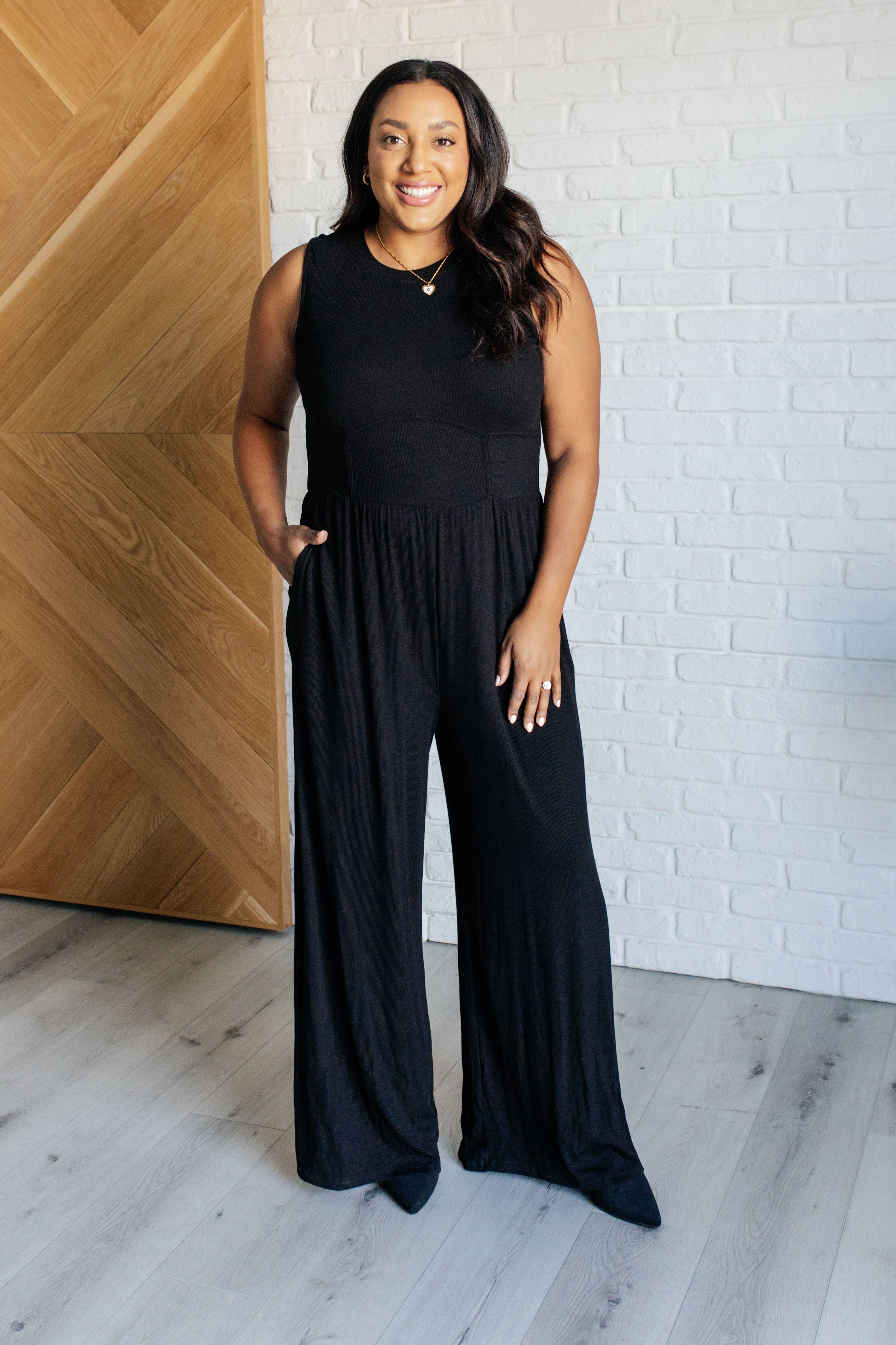 Hilary Wide Leg Jumpsuit in Black - Evergreen Boutique