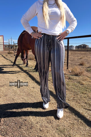 Ruffled Cup Pants - Evergreen Boutique