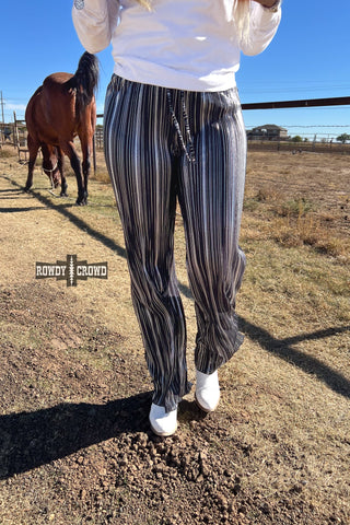 Ruffled Cup Pants - Evergreen Boutique