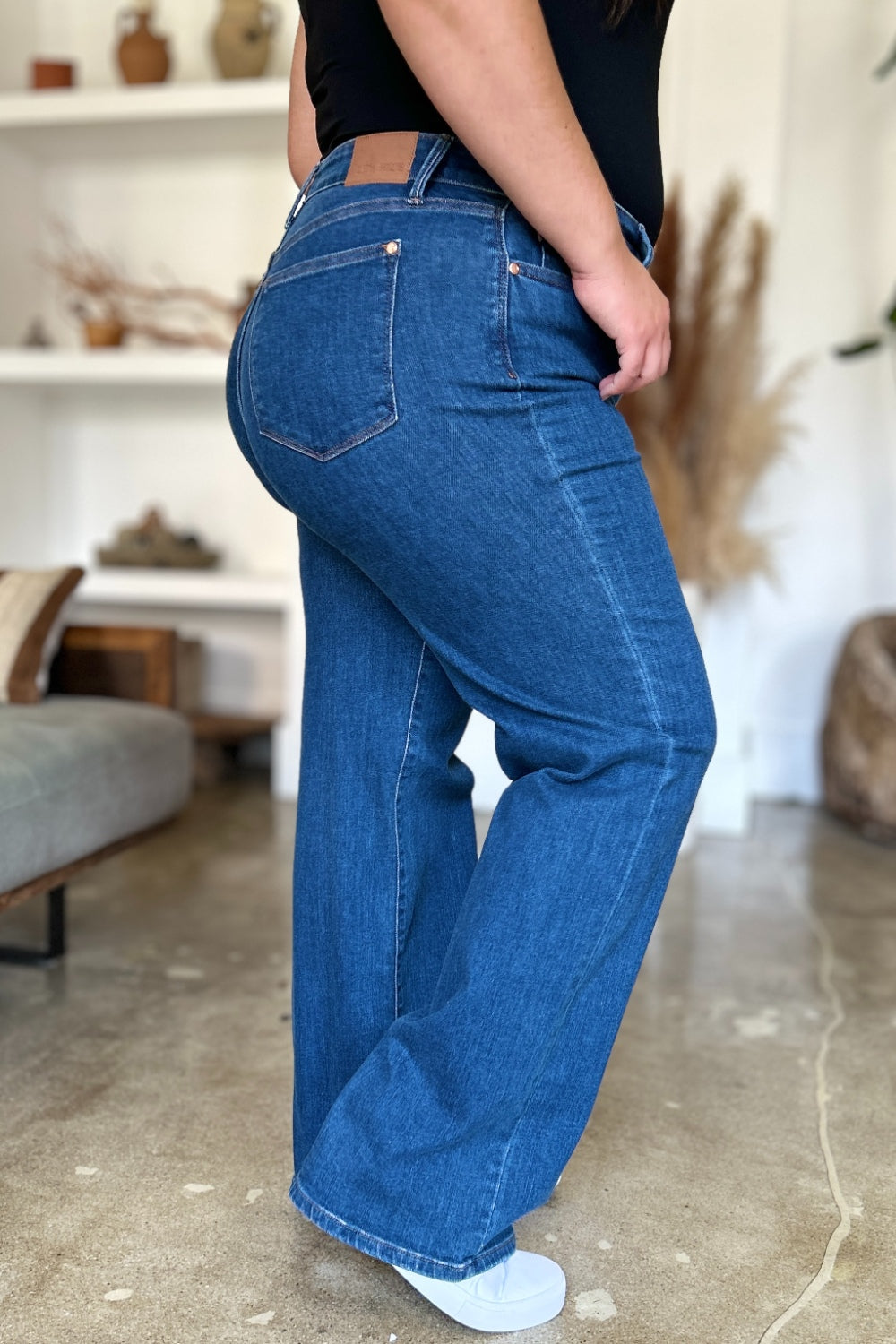 Judy Blue Full Size High Rise Straight Jeans - Evergreen Boutique